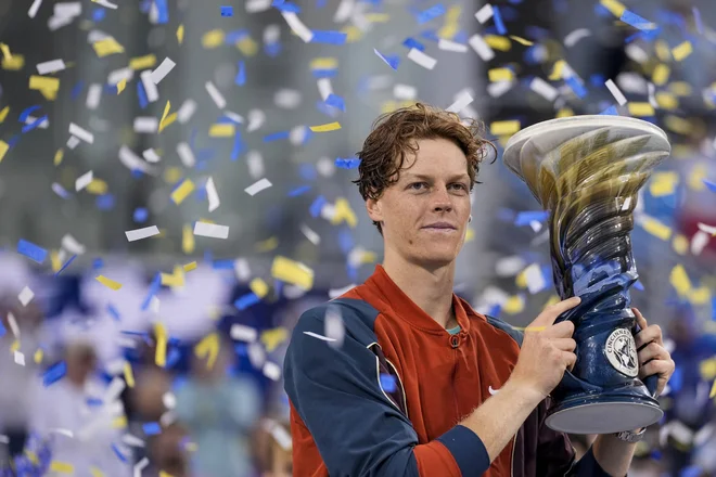 Jannik Sinner si je privoščil velik spodrsljaj, s čimer si je nakopal jezo teniških kolegov in »prebudil« tudi svetovno protidopinško agencijo Wada. FOTO: Sam Greene/Usa Today Sports Via Reuters Con