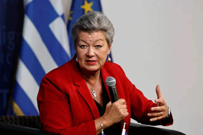 Evropski sistem potovalnih informacij in avtorizacije (Etias) bo verjetno začel veljati maja, je ta teden napovedala evropska komisarka za notranje zadeve Ylva Johansson. FOTO: Louisa Gouliamaki/Reuters