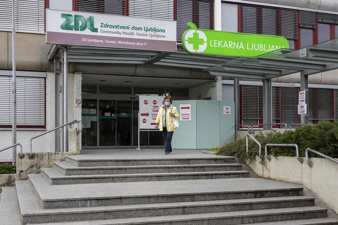 V zdravstvenem domu Ljubljana so se nad zdravstvenimi delavci letos zgodili že 104 nasilni dogodki. Foto Voranc Vogel
