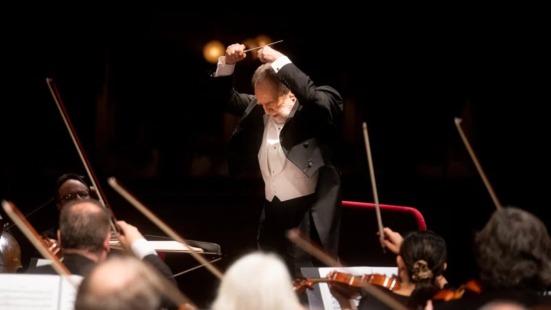 Riccardo Chailly je kot dirigent nastopal na vseh velikih svetovnih odrih. FOTO: Andrea Veroni