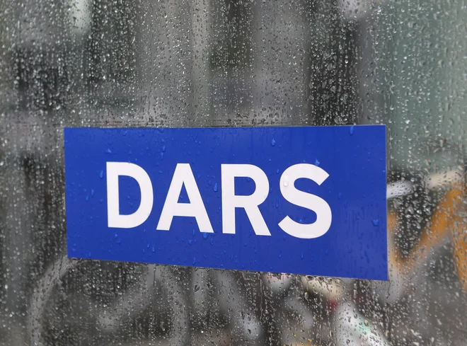 V Darsu so dodali, da uprava z vsemi socialnimi partnerji neprekinjeno vodi socialni dialog in da so dosegli dogovor z dvema od treh reprezentativnih sindikatov. FOTO: Dejan Javornik/Delo