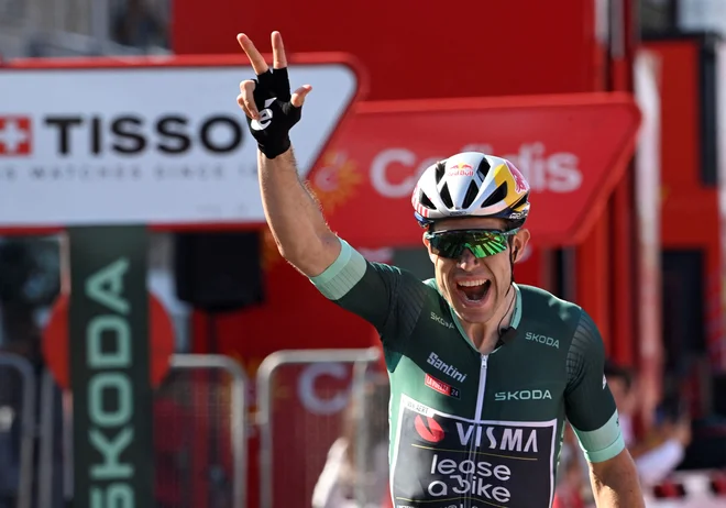 Wou van Aert je koelsarsko fiziko spet postavil na glavo. FOTO: Miguel Riopa Afp