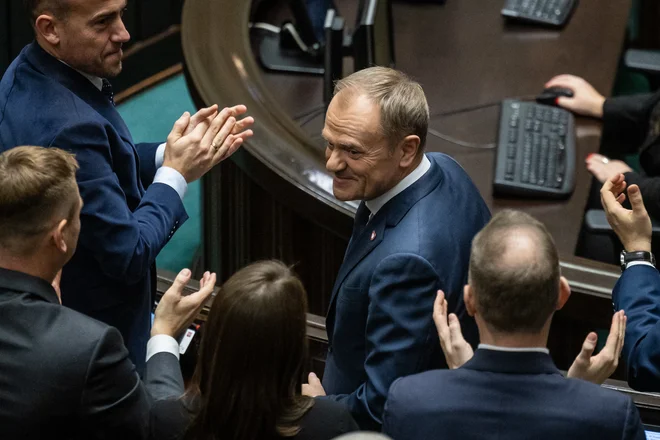 Hitri ukrepi Donalda Tuska (na fotografiji) na Poljskem proti gibanju PiS niso ostali neopaženi na Madžarskem. FOTO: Wojtek Radwanski/AFP