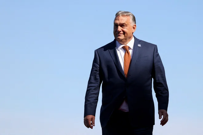 Mreži političnega vmešavanja Viktorja Orbana (na fotografiji) in Jarosława Kaczyńskega sta si presenetljivo podobni. FOTO: Hollie Adams/Reuters
