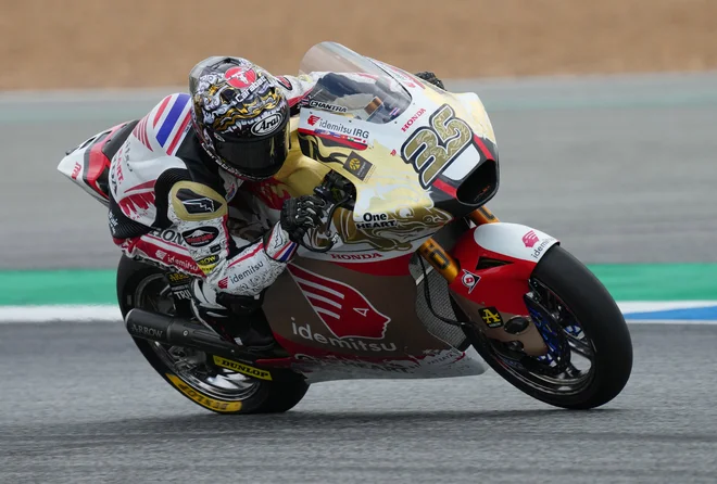 Somkiat Čantra tačas v razredu moto2 drži skupno 10. mesto. FOTO: Athit Perawonmetha/Reuters