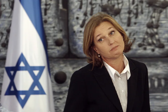 Tanja Fajon se je pred očitki strankarskih tovarišev iz SD branila s tem, da je Cipi Livni na Bled pripeljal kabinet predsednika vlade Roberta Goloba, zunanje ministrstvo pa je moralo povabilo le formalno izpeljati. FOTO: Ronen Zvulun/Reuters