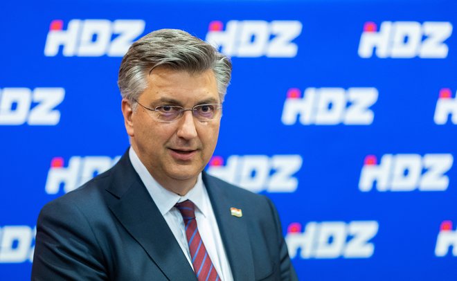 Zmerno konservativni Plenković, ki hrvaško vlado vodi od leta 2016, z dosledno proevropskimi stališči velja za nekakšen svetilnik državam Zahodnega Balkana. FOTO: Antonio Bronic/Reuters