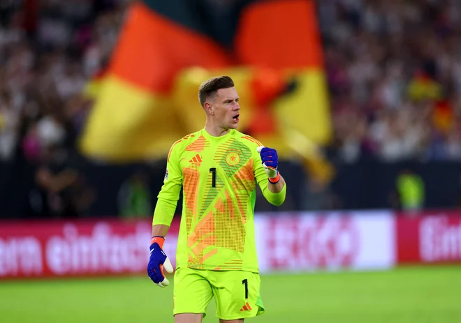 Marc-Andre ter Stegen je brezhibno opravil nalogo v Düsseldorfu. FOTO: Thilo Schmülgen/Reuters