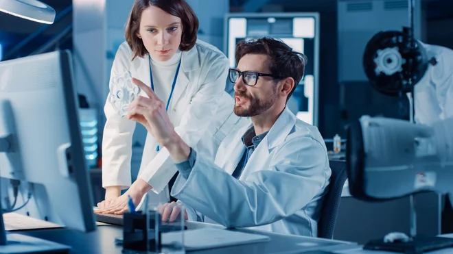 Novartis vlaga v zdravje zaposlenih skozi različne pobude in programe, kar izboljšuje kakovost življenja zaposlenih in povečuje produktivnost. FOTO: Depositphotos