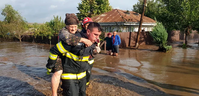 Poplave v Romuniji. FOTO: AFP