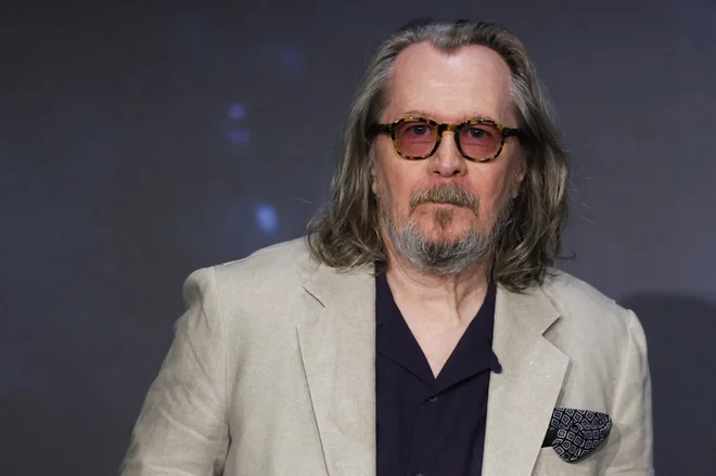 Gary Oldman je zaslovel v ikoničnih vlogah, od grofa Drakule do Winstona Churchilla. FOTO: Clodagh Kilcoyne/Reuters