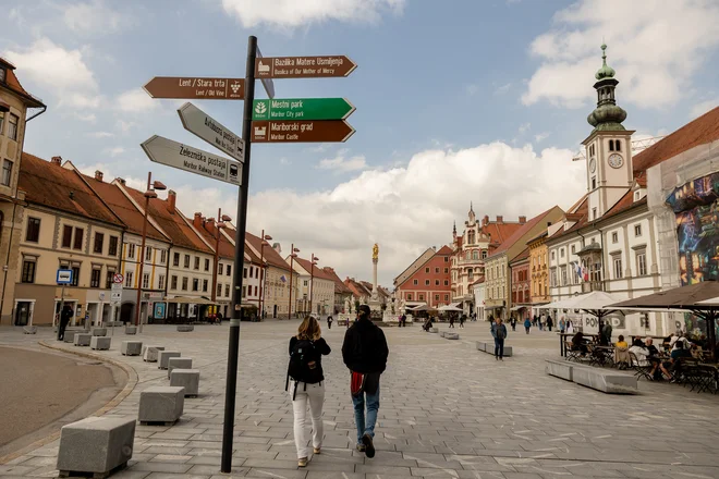 Da se stanovalec ali lastnik stanovanja ogneta vsem naštetim čerem, mora po zakonodaji poskrbeti investitor in kupiti enakovredna nadomestna stanovanja. FOTO: Črt Piksi