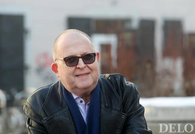 Branko Madžarevič je letos za prevod Esejev prejel že posebno Nodierovo nagrado za prevod iz francoščine. FOTO: Blaž Samec/Delo