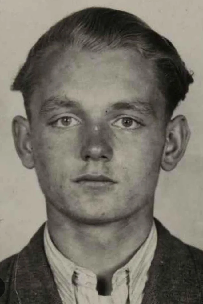 Osemintridesetletni poljski gasilec, mož in oče treh otrok Czesław Kukuczka, je bil ustreljen takoj zatem, ko so mu dovolili prehod na Zahod. FOTO: Poljski Inštitut za nacionalni spomin