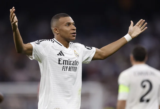 Mbappe igra za Real, ne za Francijo. FOTO: Juan Medina/Reuters