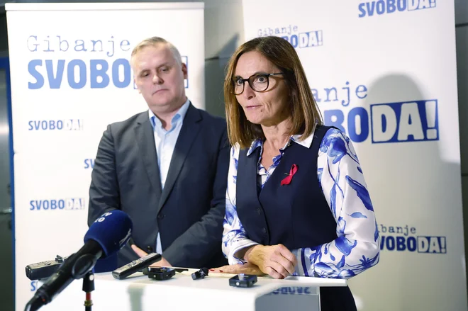 Vodja poslanske skupine Gibanja Svoboda Nataša Avšič Bogovič je potrdila, da bodo referendumsko pobudo tudi na podlagi tega stališča umaknili iz procedure. FOTO: Leon Vidic/Delo