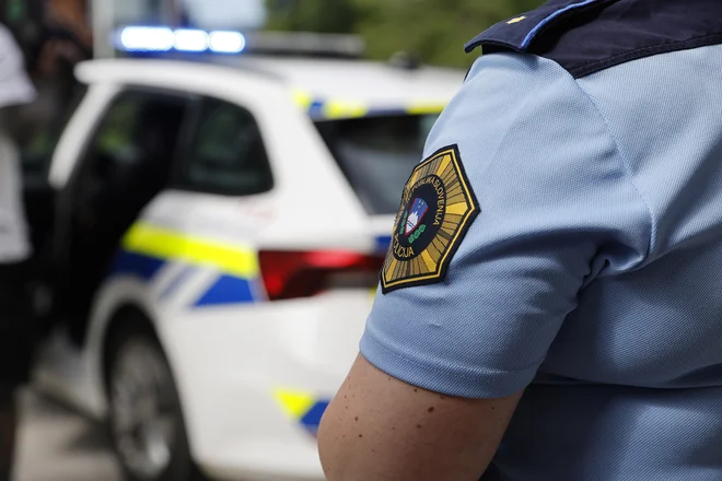 Policisti bodo ta teden poostreno nadzirali psihofizično stanje voznikov in preverjali vsebnost alkohola v izdihanem zraku. Fotografija je simbolična. FOTO: Leon Vidic/Delo