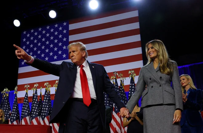 Donald Trump se vrača v Belo hišo. FOTO: Brian Snyder/Reuters