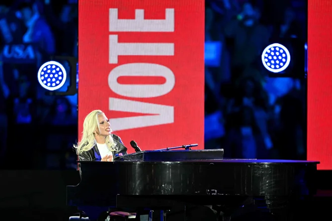 Taylor Swift, Beyoncé, Harrison Ford, LeBron James, George Clooney, Katy Perry, Lady Gaga, Madonna, Ariana Grande demokratski kandidatki niso zagotovili zmage. FOTO: Angela Weiss/Afp