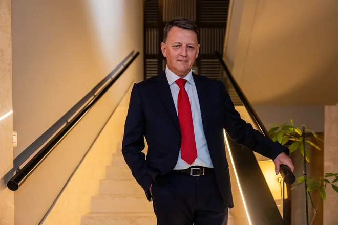 Predsednica republike je v parlament poslala predlog za imenovanje Antona Ropa kot novega guvernerja Banke Slovenije, sicer že šestega po vrsti. FOTO: Črt Piksi/Delo