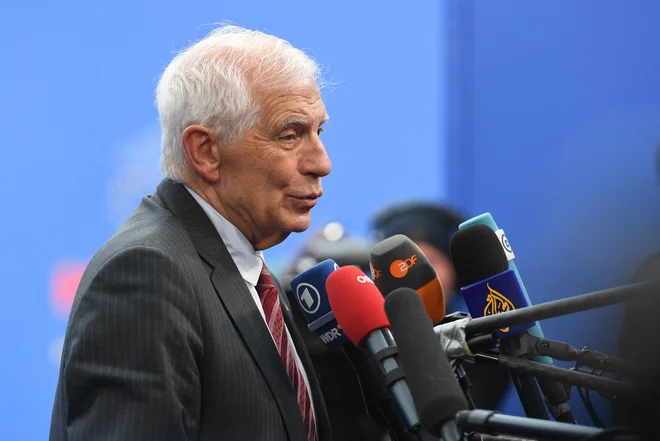 Potezo visokega zunanjepolitičnega predstavnika EU, ki se poslavlja s položaja, je po mnenju diplomatov mogoče pojasniti tudi z dejstvom, da je EU že pred meseci prosila Izrael za sejo pridružitvenega sveta. FOTO: Ferenc Isza/AFP