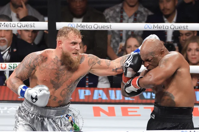 Jake Paul (levo) je premagal Mika Tysona. FOTO: Christian Petersen/AFP