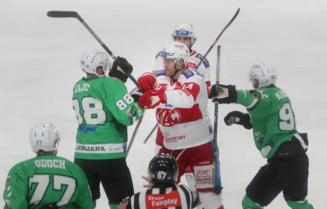 Olimpija je morala priznati poraz gostom. FOTO: Blaž Samec