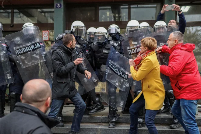 Protesti zaradi nesreče v Novem Sadu FOTO: Stringer/Reuters