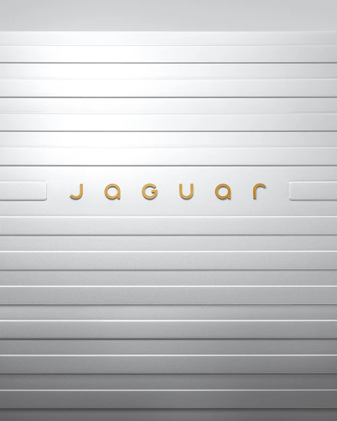 Novi logotip

FOTO: Jaguar