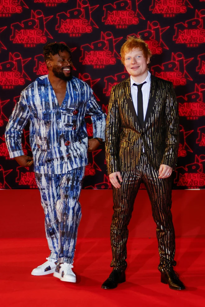 Grammyjevec Ed Sheeran je svoj pogled na Afriko spremenil prav zaradi razlag glasbenega kolega, raperja z umetniškim imenom Fuse ODG. FOTO: Eric Gaillard/Reuters