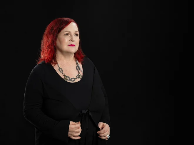 Marta Vodeb pri ustvarjanju oblačil od nekdaj sledi klasični eleganci. FOTO: Urška Košir