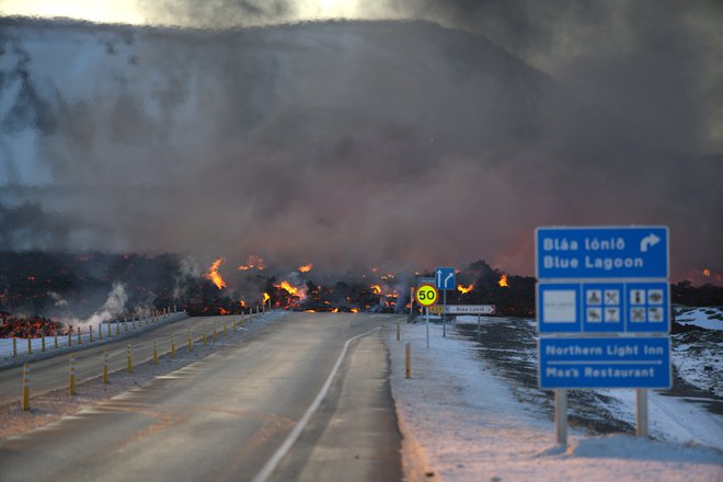Izbruh 8. februarja je bil doslej najkrajši. Trajal je približno dan in pol. FOTO: Stringer/Reuters