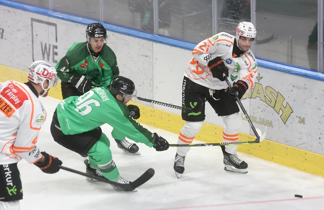 Olimpija je izgubila tudi v Gradcu. FOTO: Blaž Samec/Delo