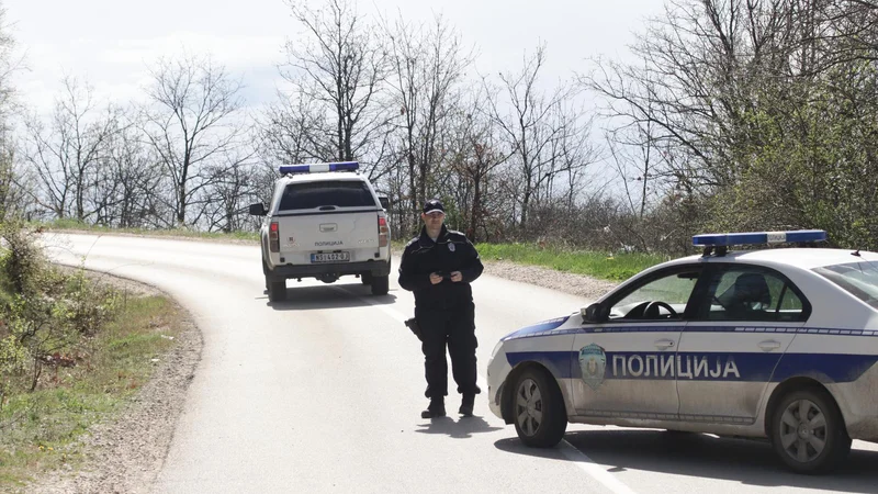 Policisti so preiskovali območje deponije. FOTO: M. M./Pixsell