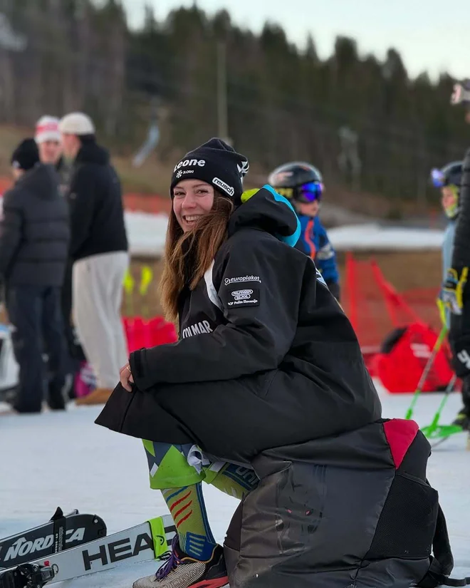 Andreja Slokar je imela po odličnem smučanju na drugi progi v Killingtonu razlog za nasmeh. FOTO: Instagram