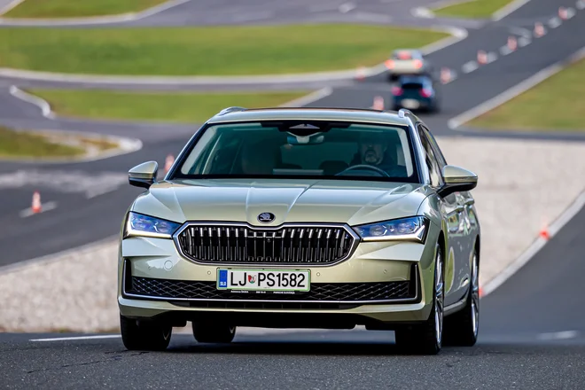 Škoda superb FOTO: Uroš Modlic