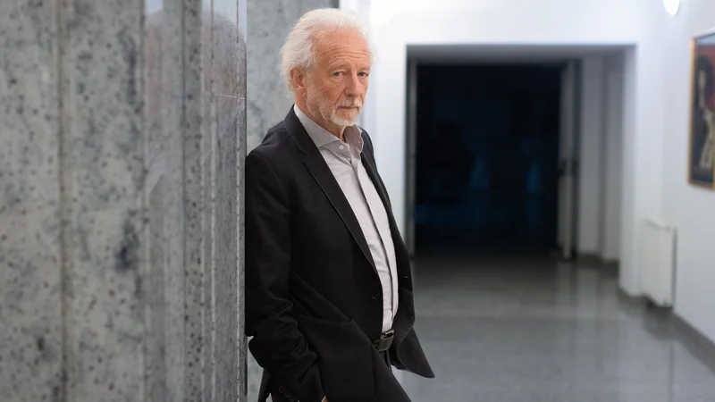 »Ker vsi, ki berejo knjige, podpirajo napredne ideje, so Vzpon razglasili za fantastičen roman,« v šali pravi Hertmans. FOTO: Voranc Vogel/Delo