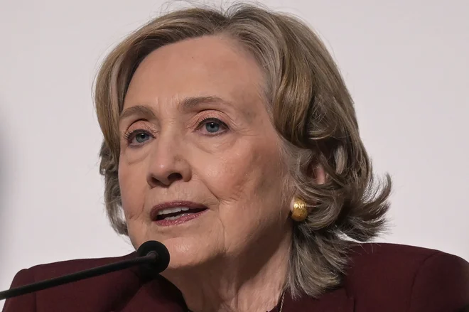 Bo oprostitev vseh mogočih obtožb dosegla tudi Hillary Clinton? FOTO: Richard A. Brooks/AFP