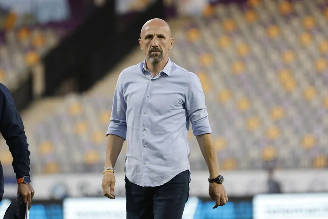Damir Krznar je znova v igri za vrnitev na klop Dinama. FOTO: Leon Vidic
