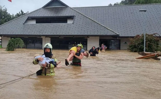 Katastrofalne poplave so povsem uničile mengeški vrtec Gobica. FOTO: PGD Mengeš