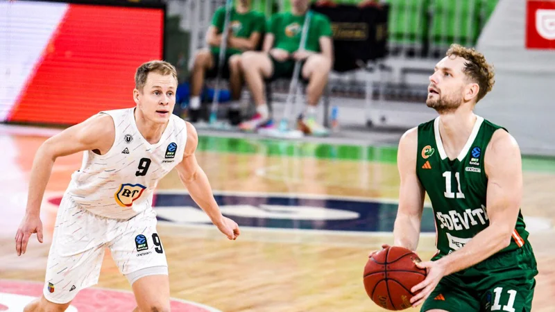 Kapetan Jaka Blažič je del kariere preživel v Beogradu, nosil je dres Crvene zvezde. FOTO: Cedevita Olimpija