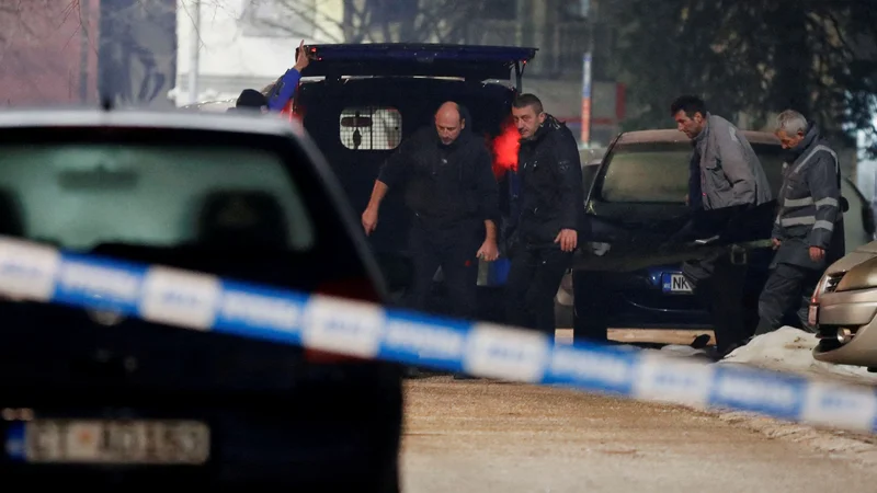 Strelec je med drugim ubil lastnika gostilne, dva otroka, stara 10 in 13 let, pa tudi člane lastne družine. FOTO: Reuters
