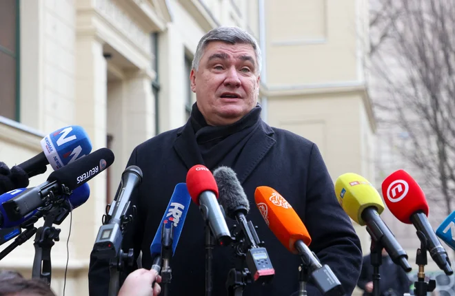Zoran Milanović se že do zdaj se ni ogibal stalnim spopadom s premierjem Andrejem Plenkovićem, precej verjetno bomo tega videli še več v novem petletnem predsedniškem mandatu Milanovića. Foto Damir Sencar Afp