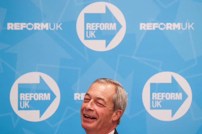 Večja podpora reformni stranki pod vodstvom Nigela Faragea kaže, da v prihodnjih letih ni mogoče izključiti izrazitejše radikalizacije britanske politike. FOTO: Temilade Adelaja/Reuters