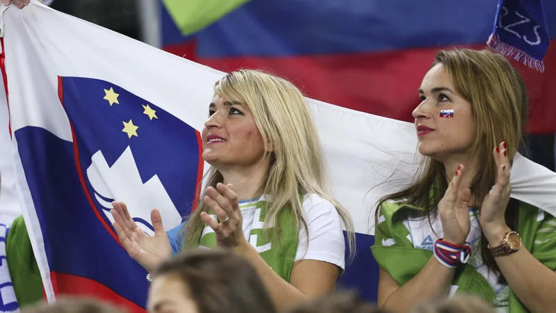 Slovenci računajo na podporo navijačev. FOTO: Antonio Bronic/Reuters