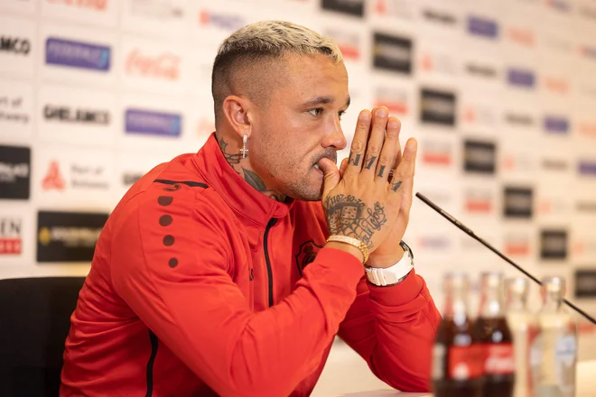 Fotbalistul trafica droguri   