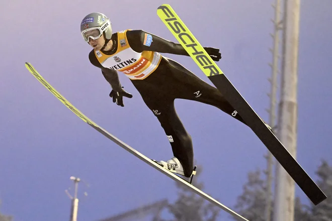 Jarl Magnus Riiber je presenetil z odločitvijo, da bo končal svojo športno pot. FOTO: Heikki Saukkomaa/Reuters