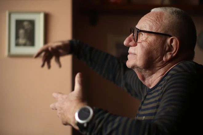 Njegovo ime se nenehno izgovarja, sploh zdaj, ko je v Cankarjevem domu obsežna pregledna razstava Dušan Jovanović – kulturni terorist. FOTO: Jure Eržen/Delo