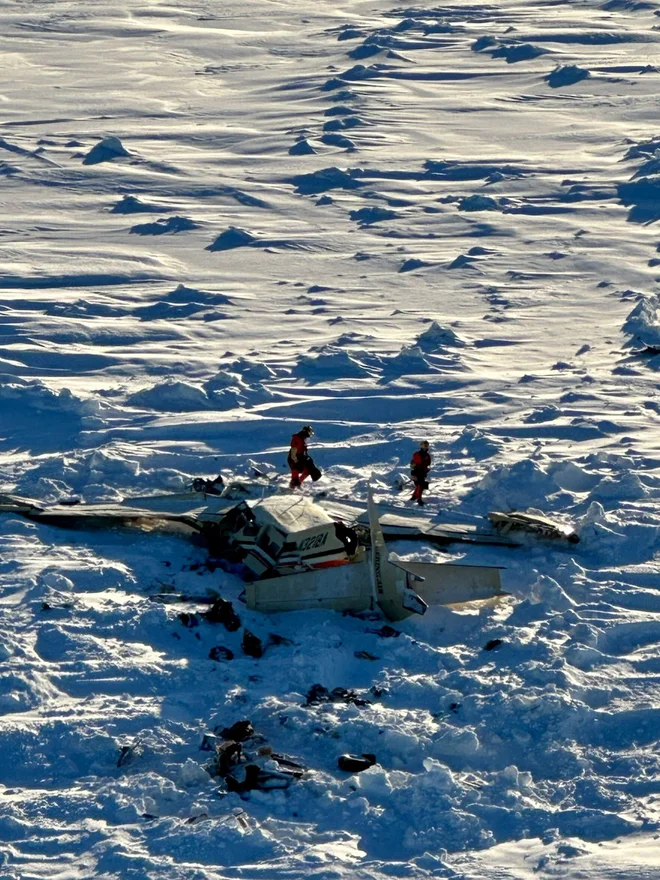 Razbitine letala Cessna 208B Grand Caravan podjetja Bering Air FOTO: U.S. Coast Guard/Reuters