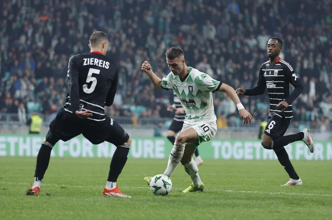 Gol je znova zabil tudi Raul Florucz. FOTO: Leon Vidic